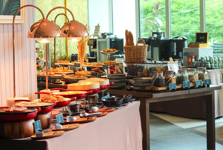 Wyndham Grand Nai Harn Beach Phuket
