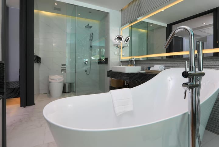 Wyndham Grand Nai Harn Beach Phuket