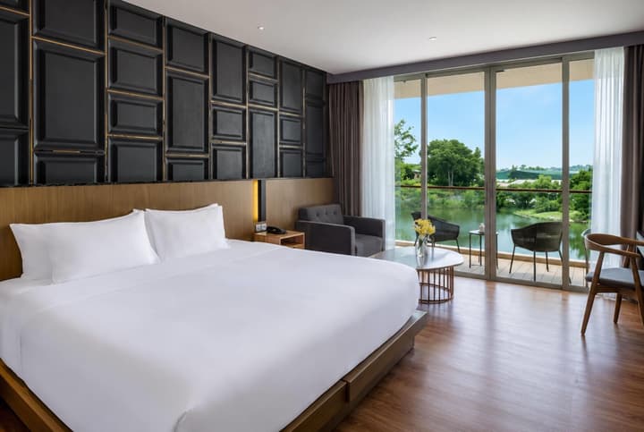 Wyndham Grand Nai Harn Beach Phuket
