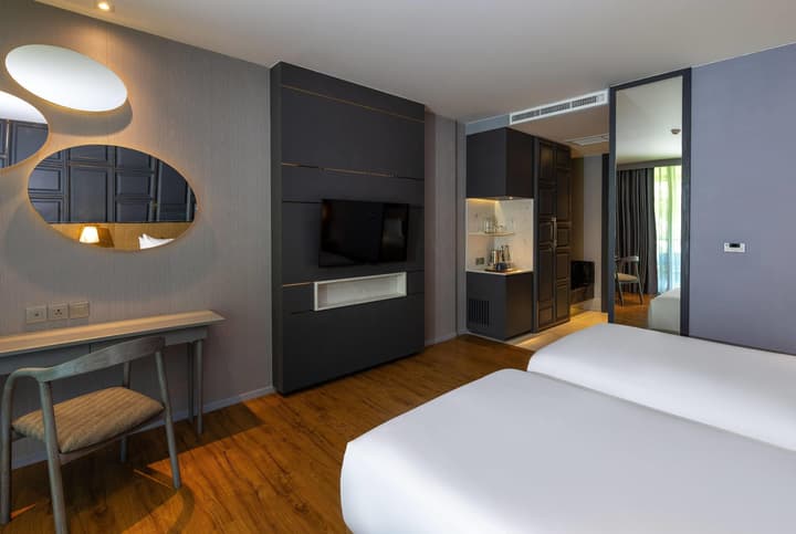 Wyndham Grand Nai Harn Beach Phuket