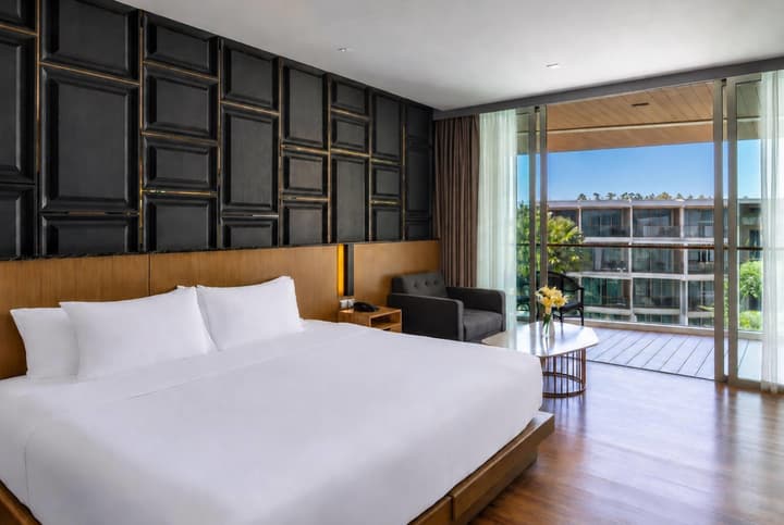 Wyndham Grand Nai Harn Beach Phuket