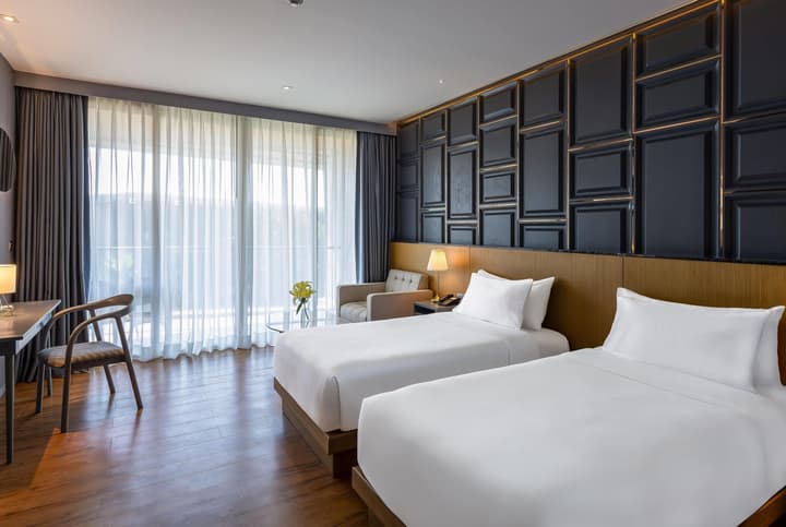 Wyndham Grand Nai Harn Beach Phuket