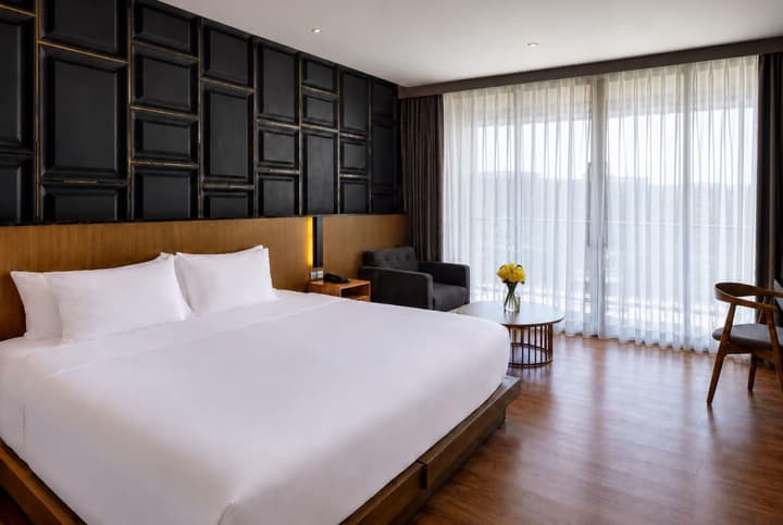 Wyndham Grand Nai Harn Beach Phuket