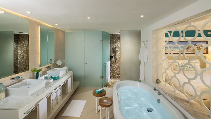 Margaritaville Island Reserve Riviera Cancún - A Karisma All-Inclusive Experience for All