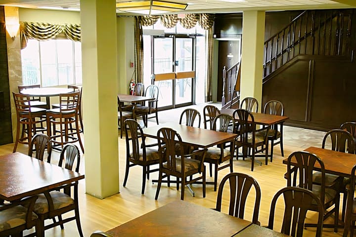 The Medicine Hat Villa