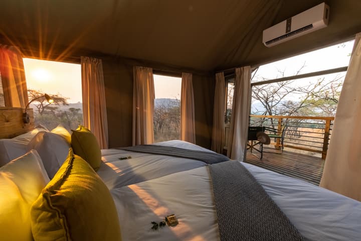 Ndhula Luxury Tented Lodge