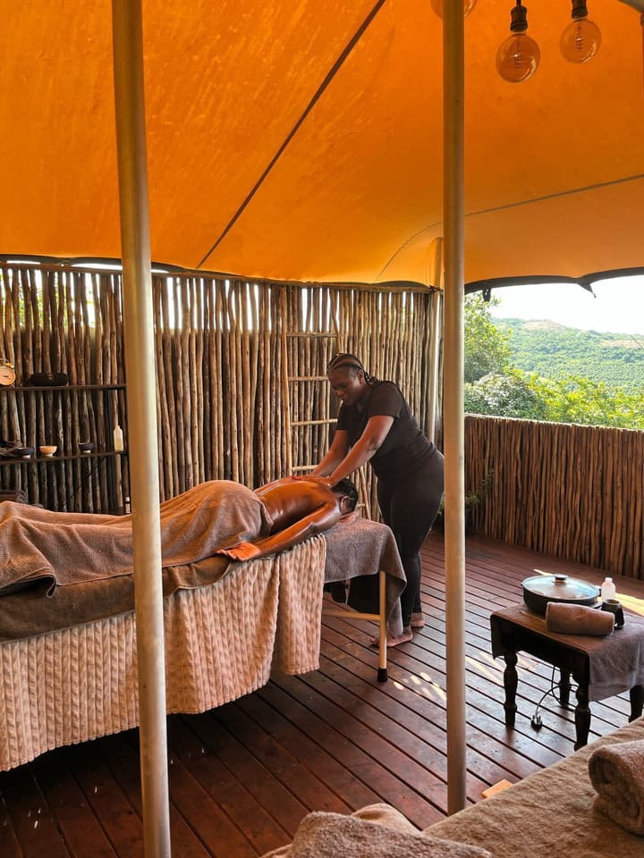 Ndhula Luxury Tented Lodge