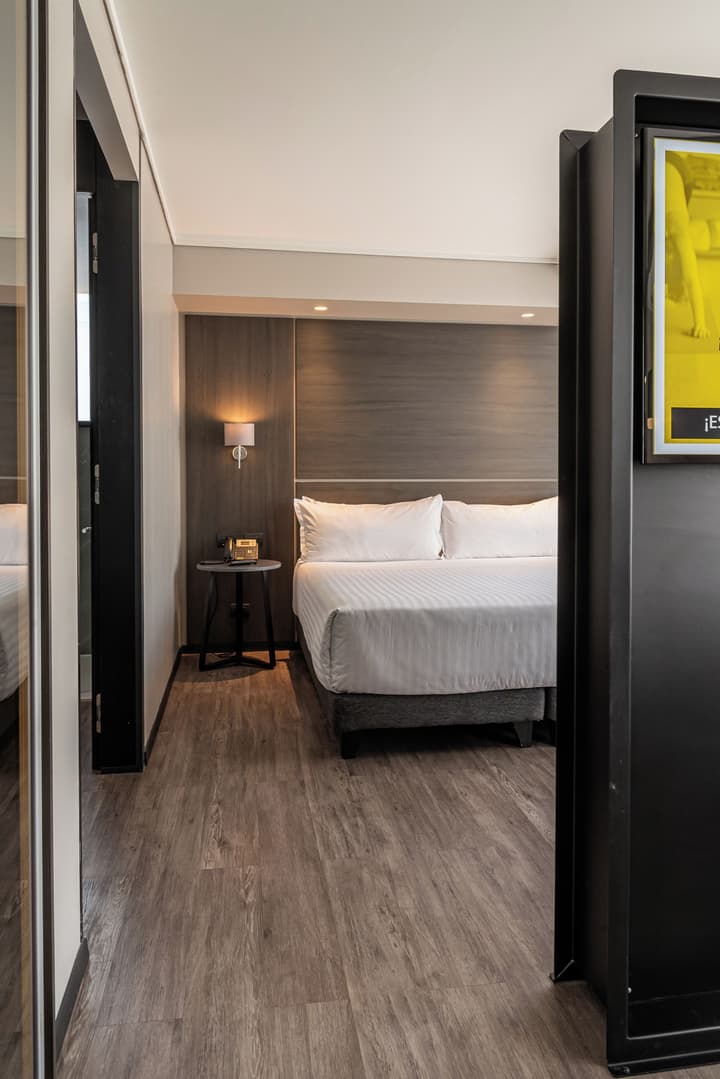 Ola Santiago Providencia, Tapestry Collection by Hilton
