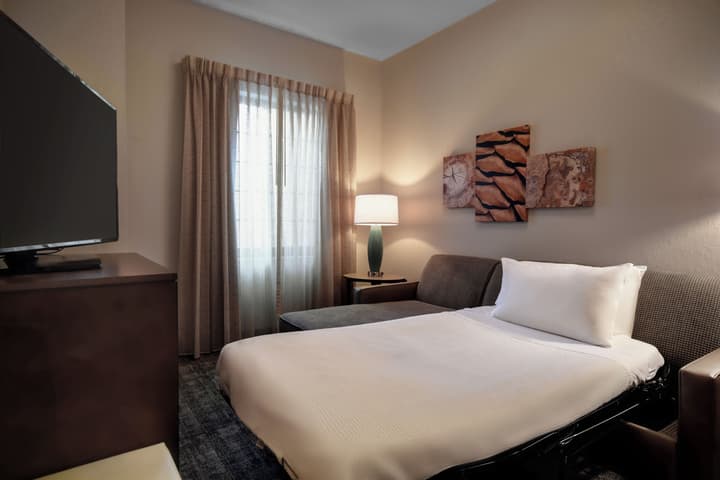 Staybridge Suites Holland by IHG