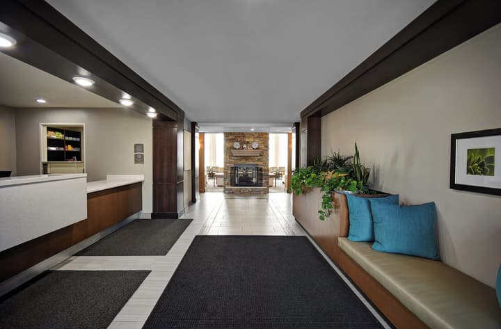 Staybridge Suites Holland by IHG