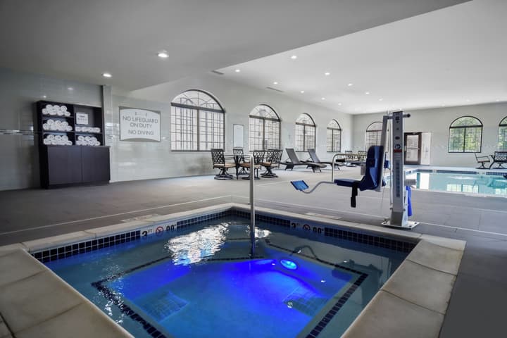 Staybridge Suites Holland by IHG