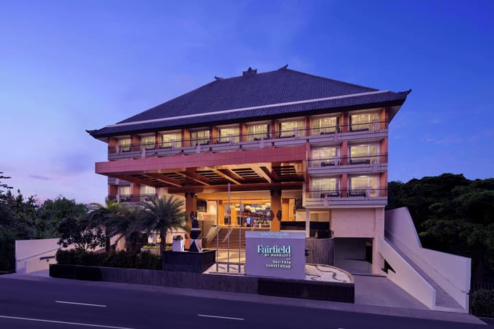 Fairfield by Marriott Bali Kuta Sunset Road