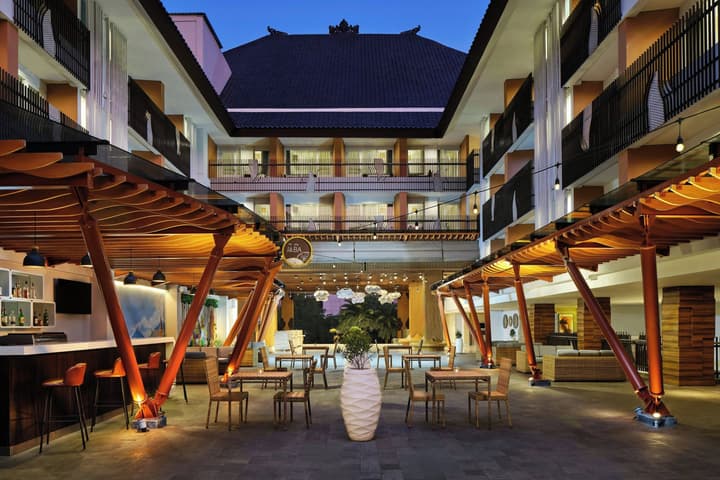 Fairfield by Marriott Bali Kuta Sunset Road