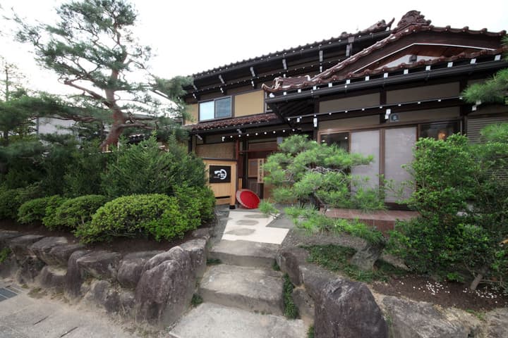 Ichinomatsu Japanese Modern Hotel