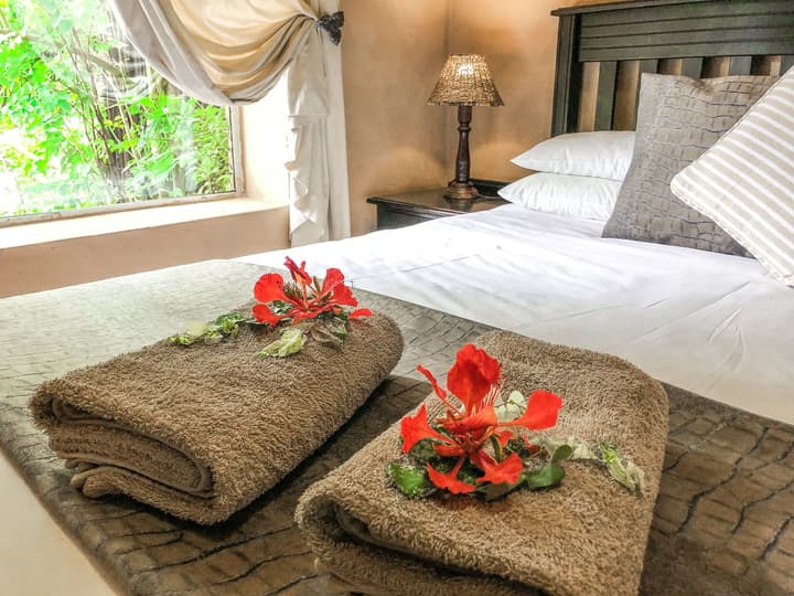 Ingwenya Lodge