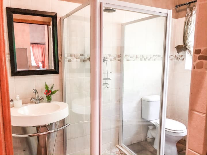 Ingwenya Lodge