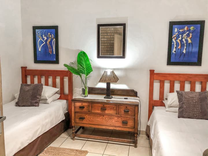 Ingwenya Lodge