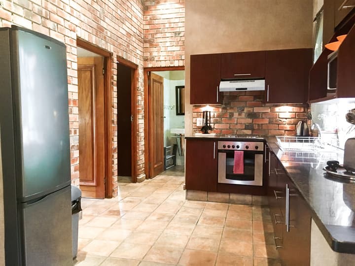 Ingwenya Lodge