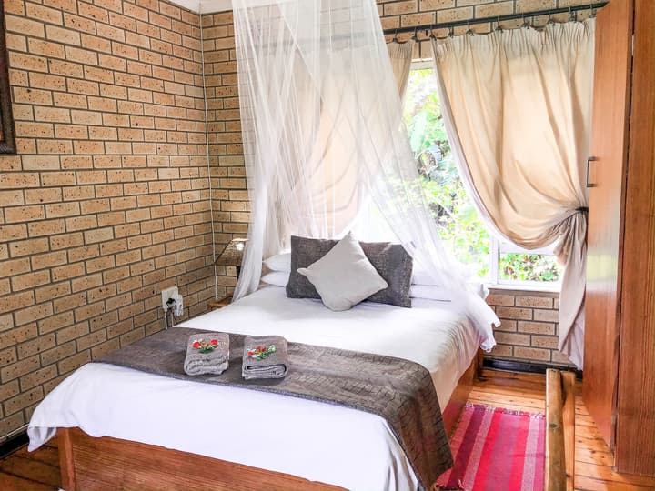 Ingwenya Lodge