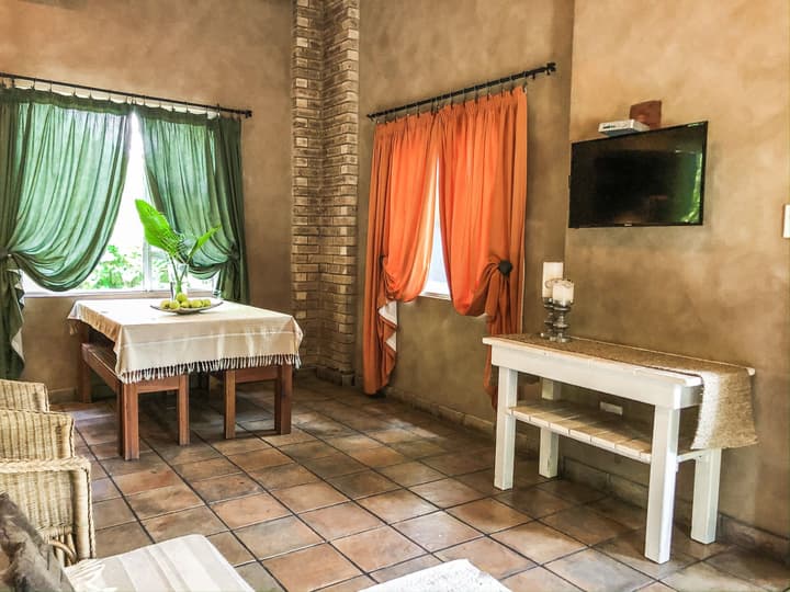 Ingwenya Lodge