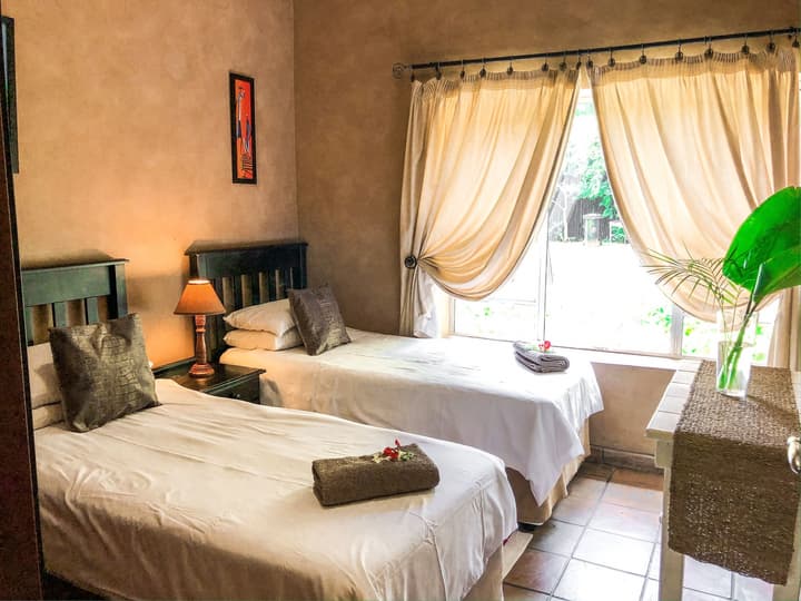 Ingwenya Lodge