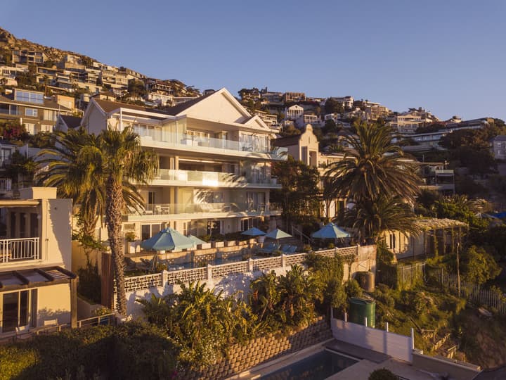 The Clarendon - Bantry Bay