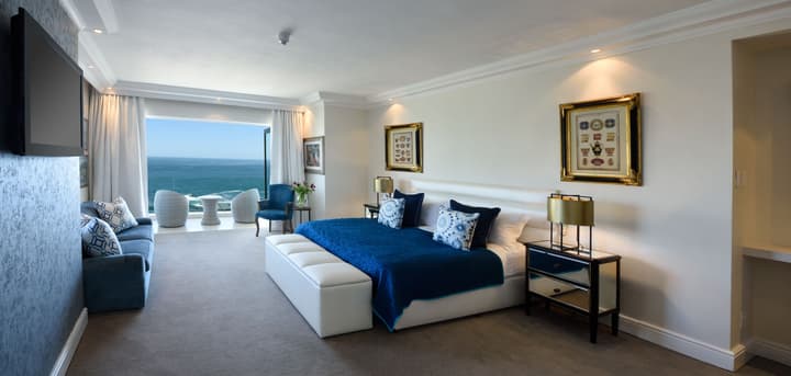 The Clarendon - Bantry Bay
