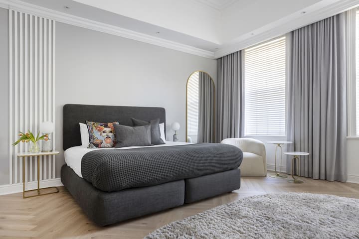 The Clarendon - Fresnaye