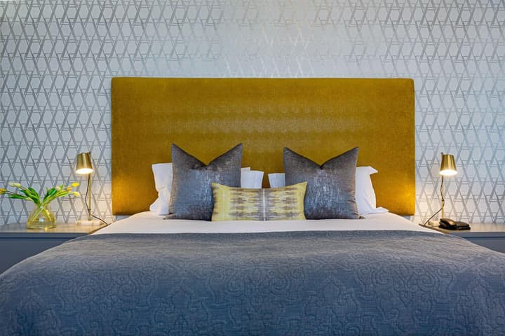 The Clarendon - Fresnaye