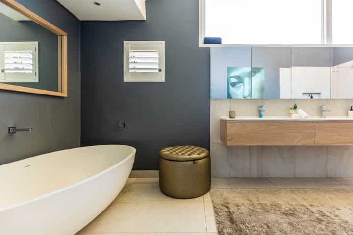The Clarendon - Fresnaye