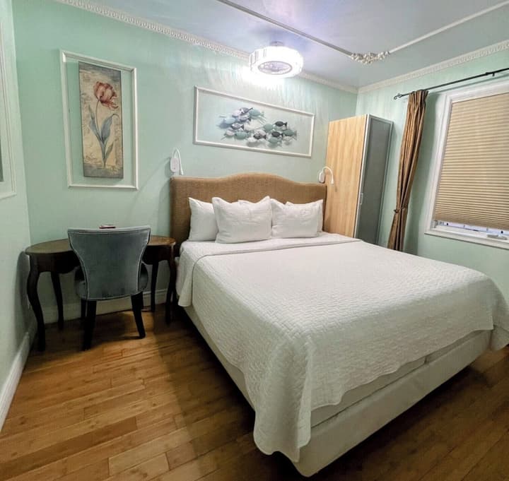 Hotel 1110 - Adults Only