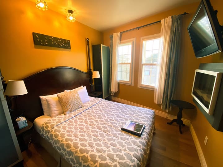 Hotel 1110 - Adults Only