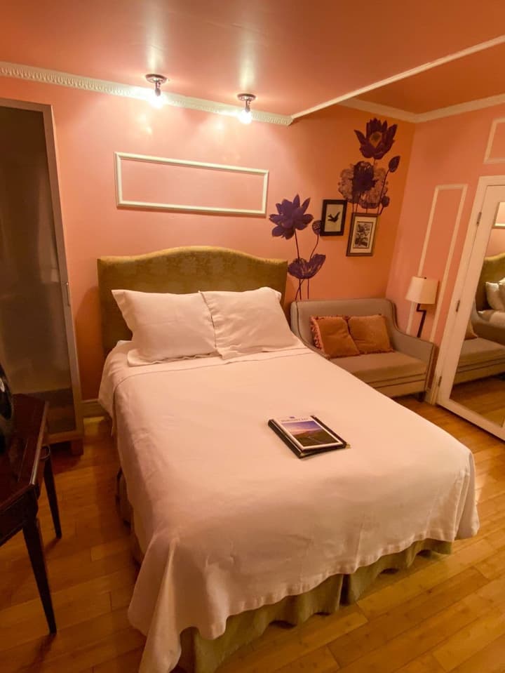 Hotel 1110 - Adults Only