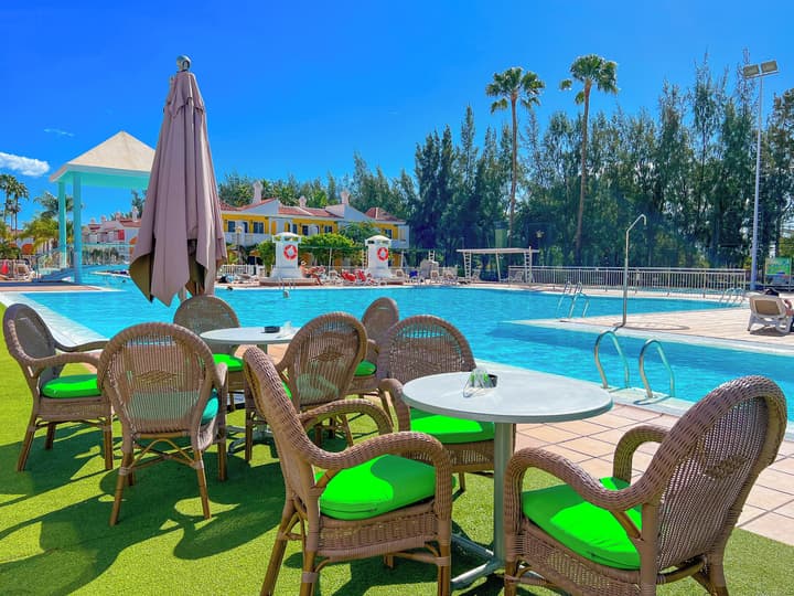 Bungalows Cordial Green Golf
