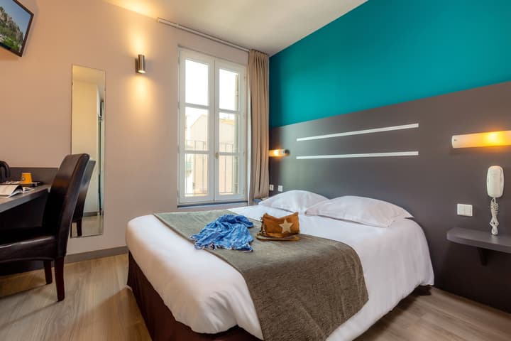 Contact Hôtel - Terminus Saint Charles
