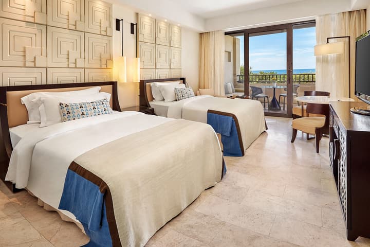 The Romanos, a Luxury Collection Resort, Costa Navarino