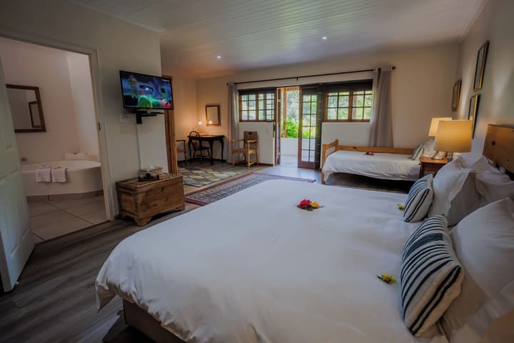 Aan de Oever Guesthouse