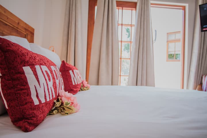 Aan de Oever Guesthouse