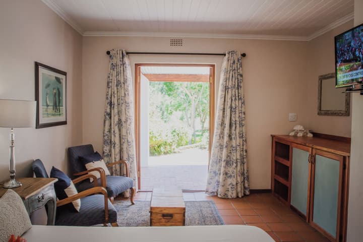 Aan de Oever Guesthouse