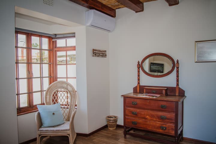 Aan de Oever Guesthouse