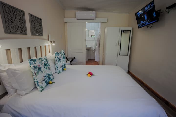 Aan de Oever Guesthouse