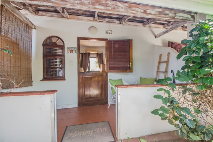 HoneyPot Guesthouse