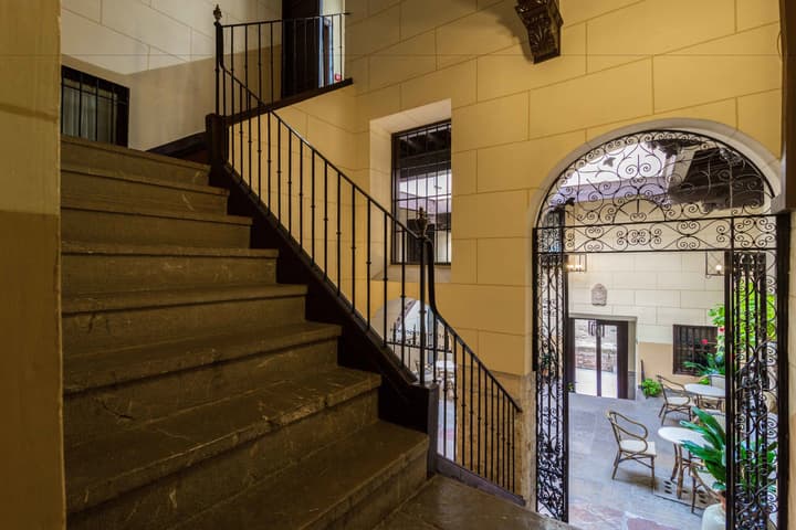 Palacio Mariana Pineda Hotel
