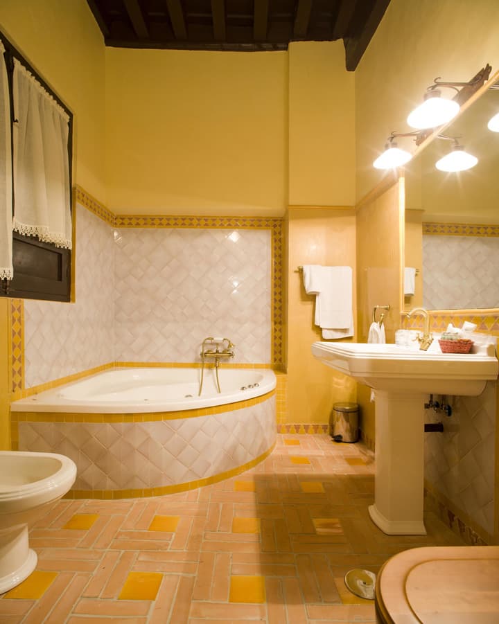 Palacio Mariana Pineda Hotel