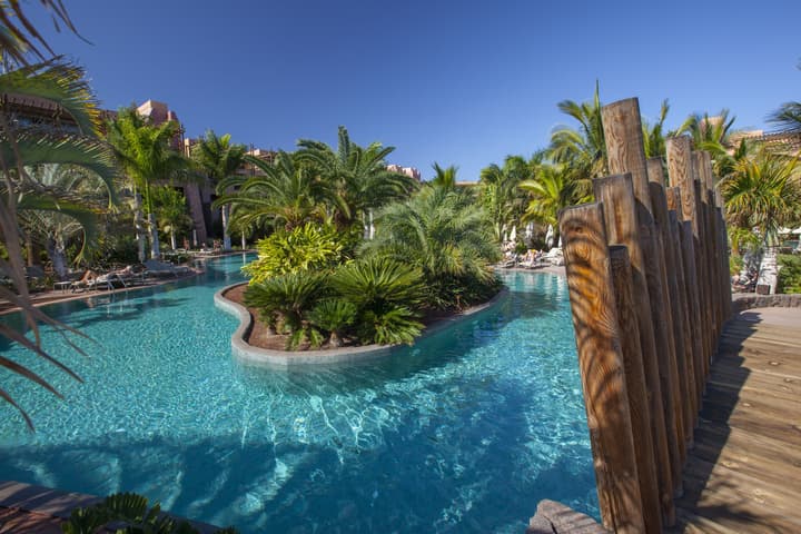 Lopesan Baobab Resort