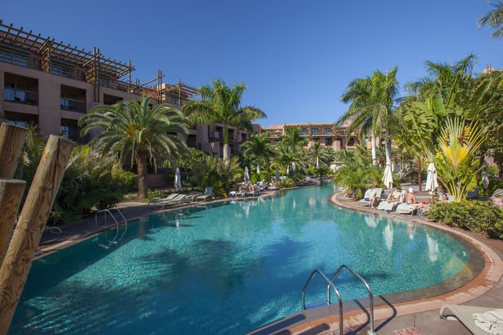 Lopesan Baobab Resort