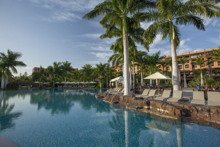 Lopesan Baobab Resort