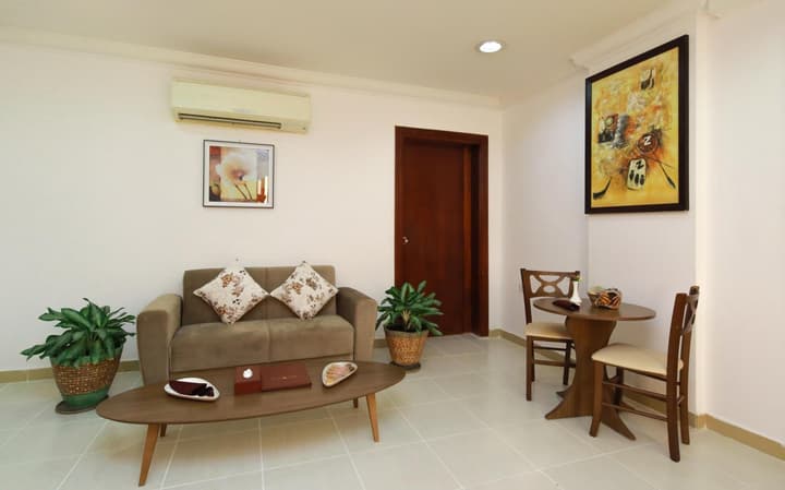 Lavilla Hotel