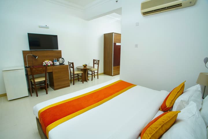 Lavilla Hotel