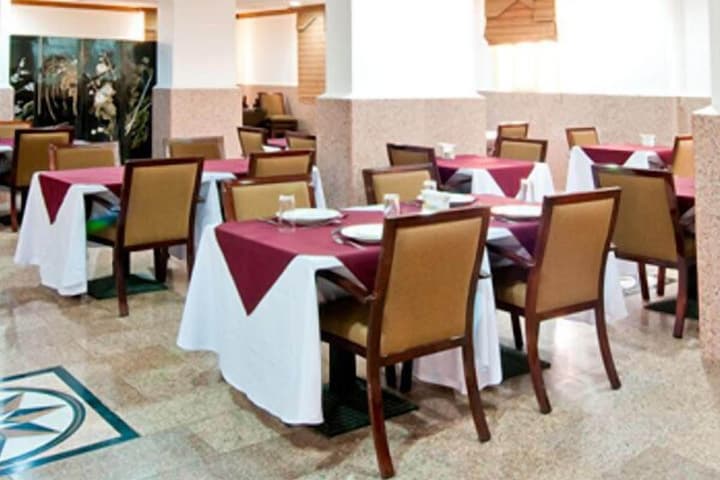 Lavilla Hotel